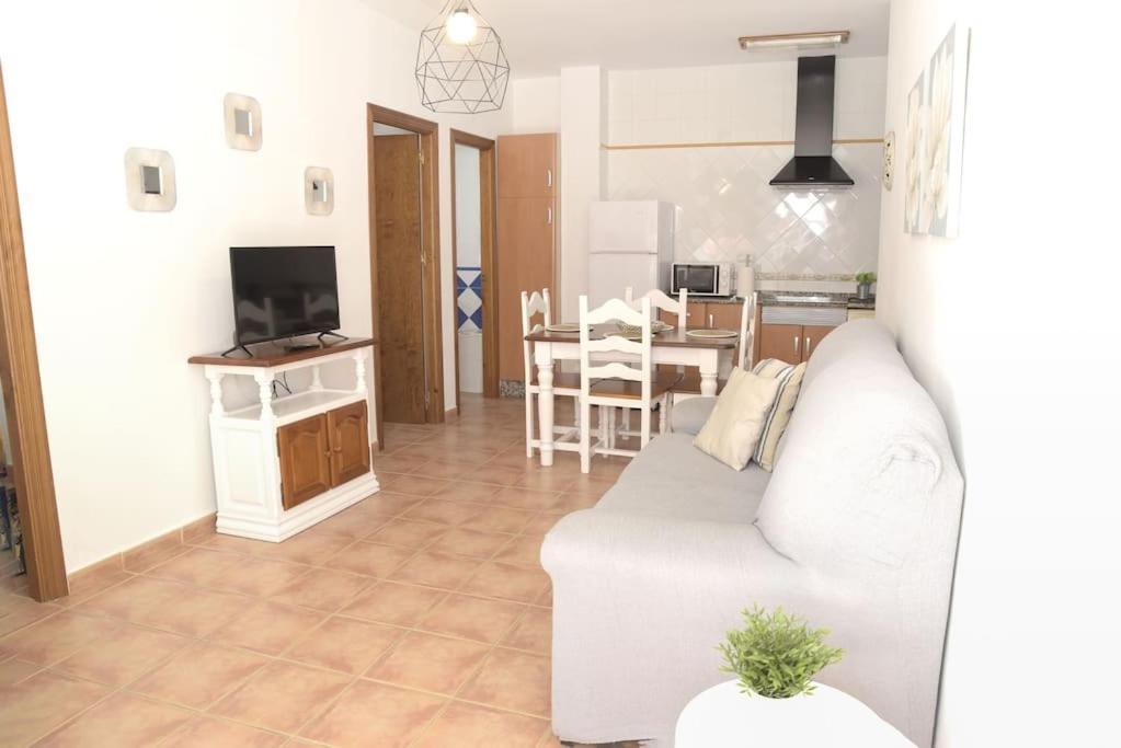 Apartamento Elena - Solo Familias Y Parejas Conil De La Frontera Zewnętrze zdjęcie